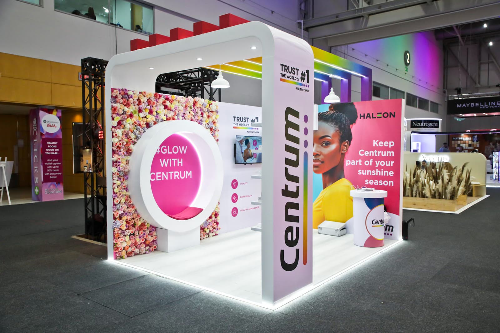#GlowWithCentrum at Clicks Beauty campaign for Centrum